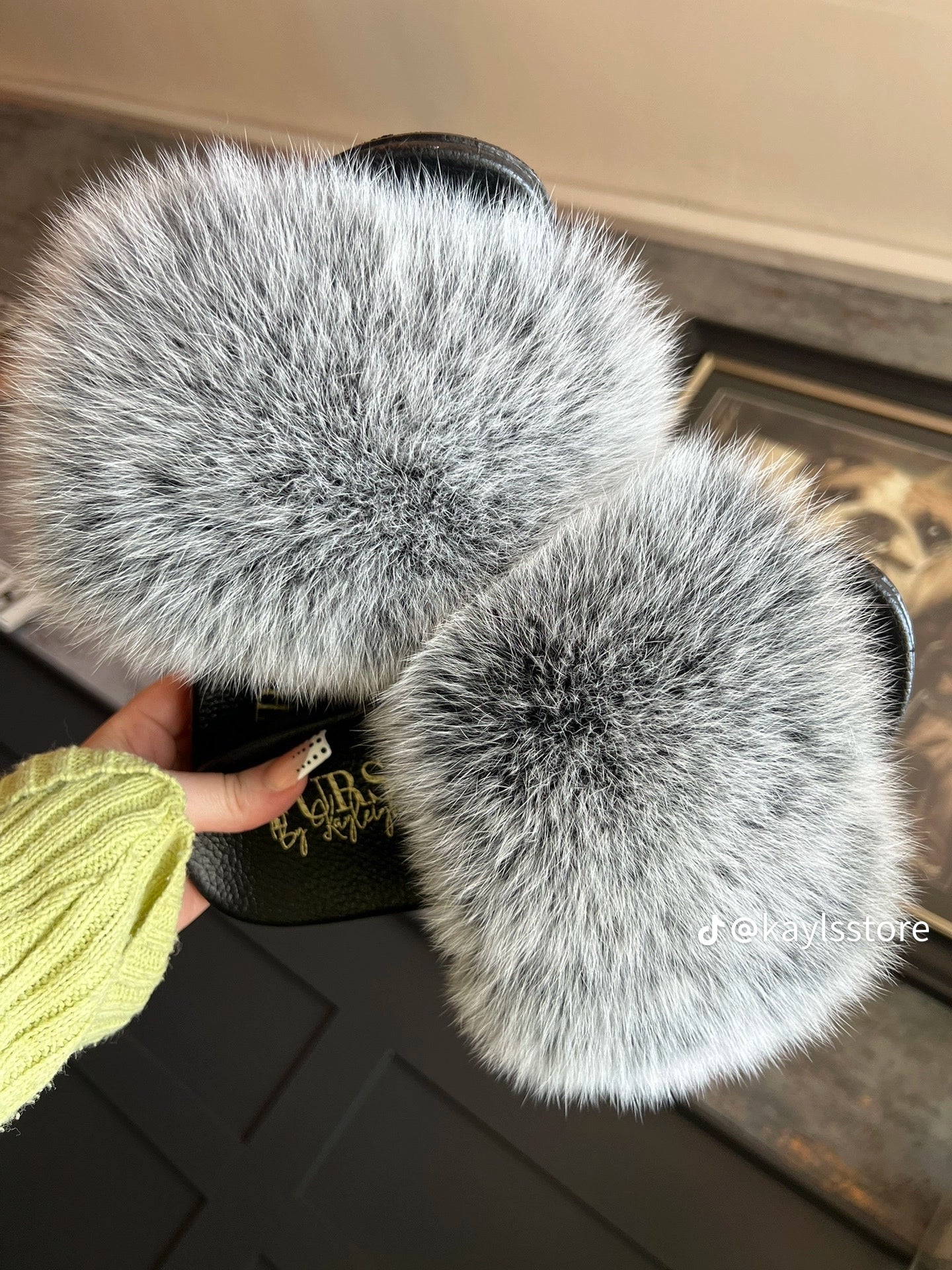 Fox Grey Fox Fur Sliders